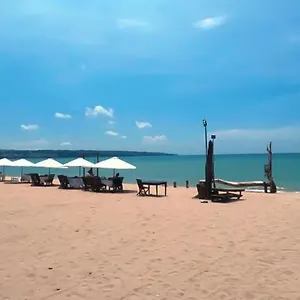 3* Гостевой дом Happy